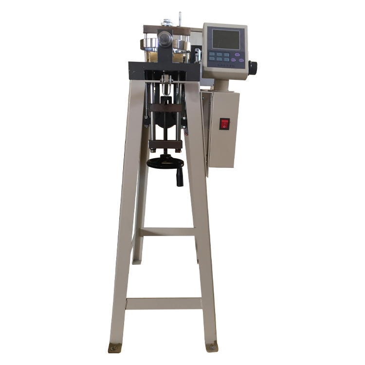 Strain controlled direct shear test apparatus